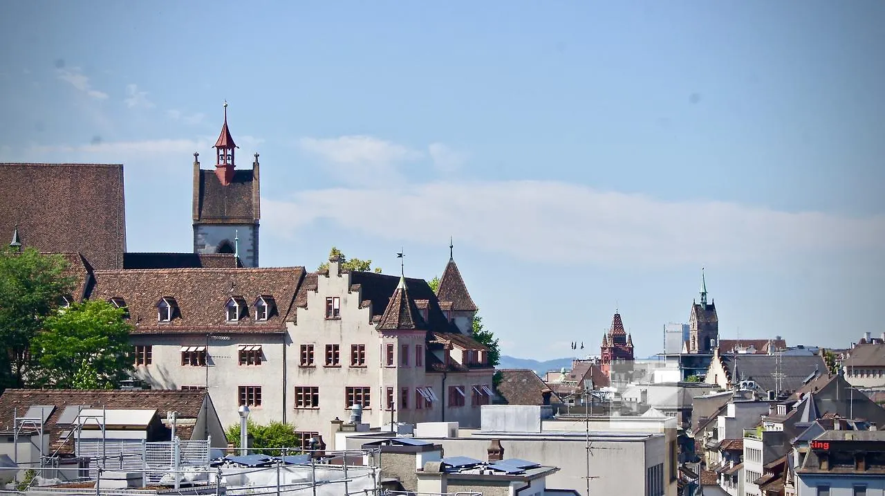 In Swiss Home - Barfuesserplatz Bar Street Apartment Базель